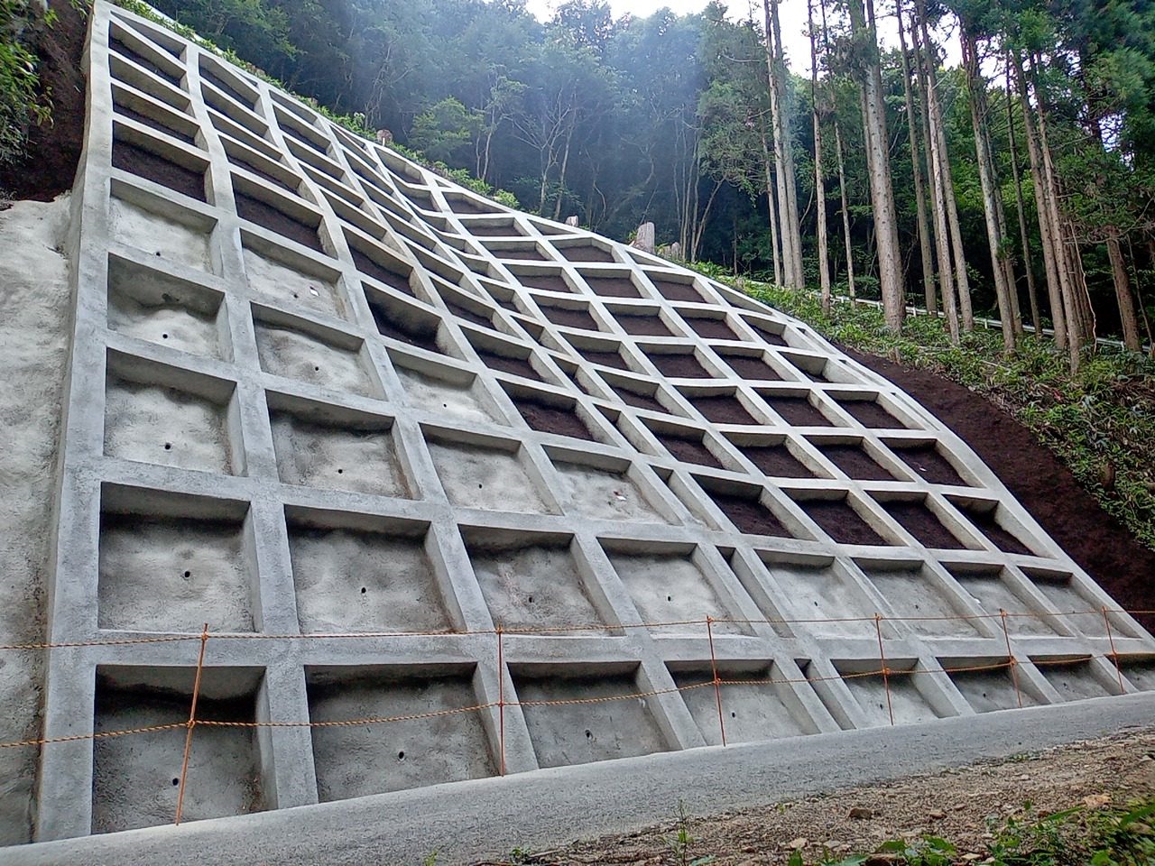 掛合川上地区　法面保護（その１）工事